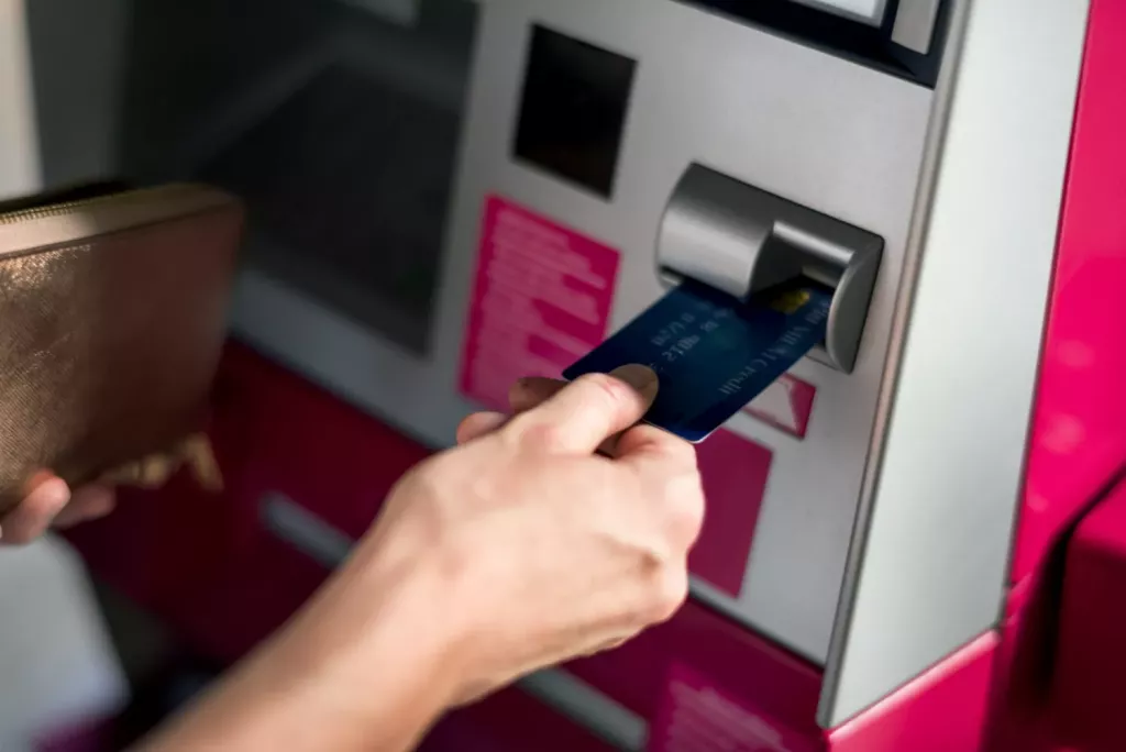 Některé banky nabízí výhodné bonusy k založení účtu. (Foto: Freepik)