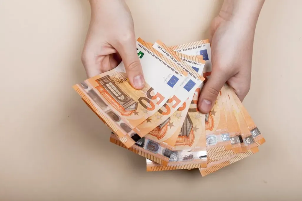 Výzvy a perspektivy současné ekonomiky (Foto: Freepik)