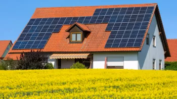 Proč investovat do fotovoltaických panelů?