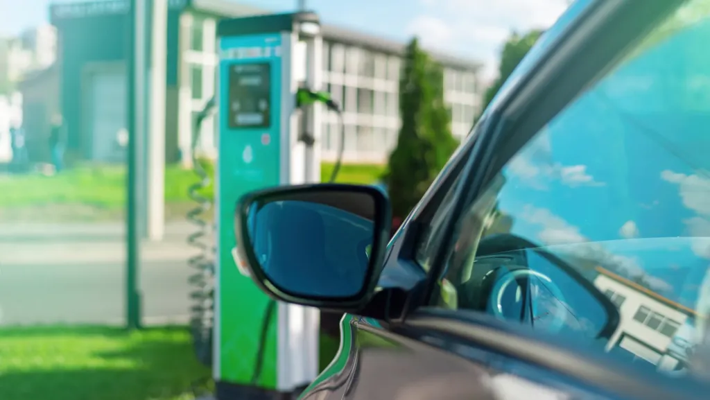 Prodej čínských elektromobilů roste (Foto: Freepik)