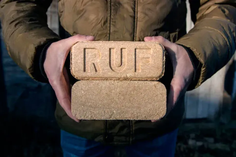 Jak ušetřit při nákupu paliva na celou topnou sezonu? (Foto: Shutterstock)