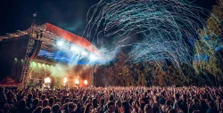 Festivaly v srpnu 2022, které si nesmíte nechat ujít