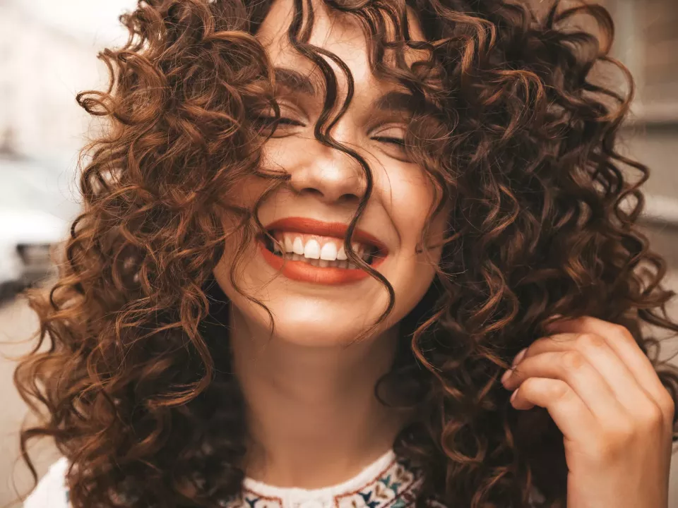Kudrnaté vrstvy (Curly shag) (Foto: Freepik)