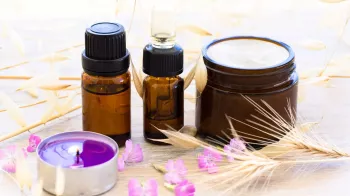 Přírodní kosmetika: 7 tipů, jak vyrobit domácí pleťovou kosmetiku