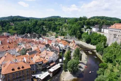 Český Krumlov a Třeboň: Perly Jižních Čech, které lákají turisty z celého světa