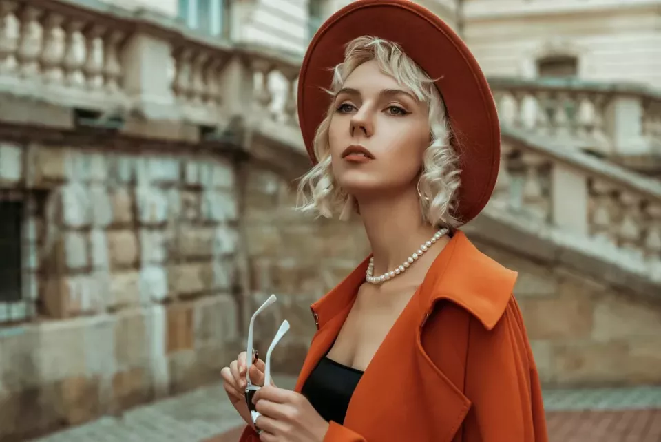 Máte zájem o nové trendy ve světě módy a šperků? (Foto: Victoria Chudinova / Shutterstock.com)