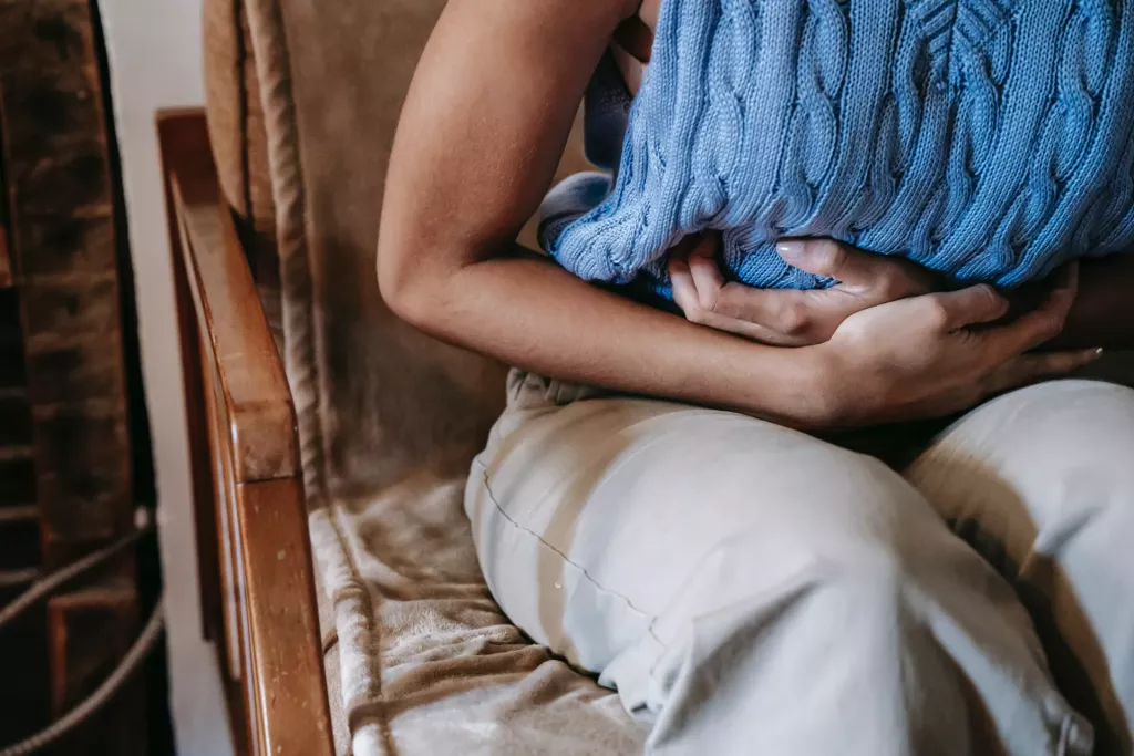 Jak zmírnit zánět či podráždění žaludku? (Foto: Pexels)