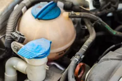 Jak může vašemu motoru zavařit nevyhovující nemrznoucí kapalina?