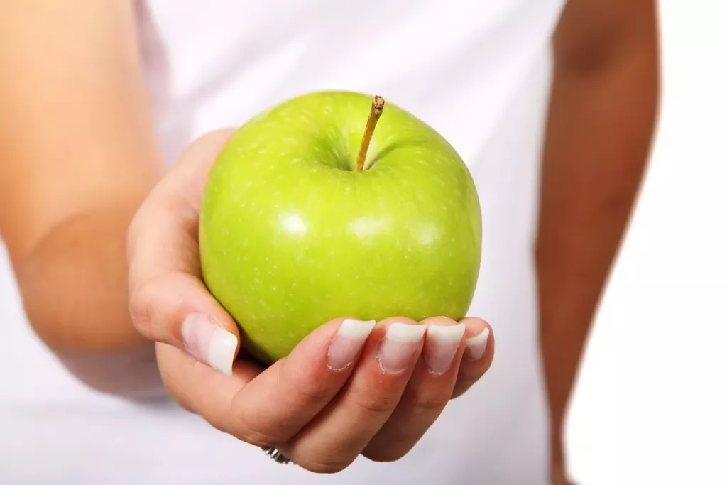 Jablko je pro organismus zdrojem důležitých živin  (Foto: Pixabay)